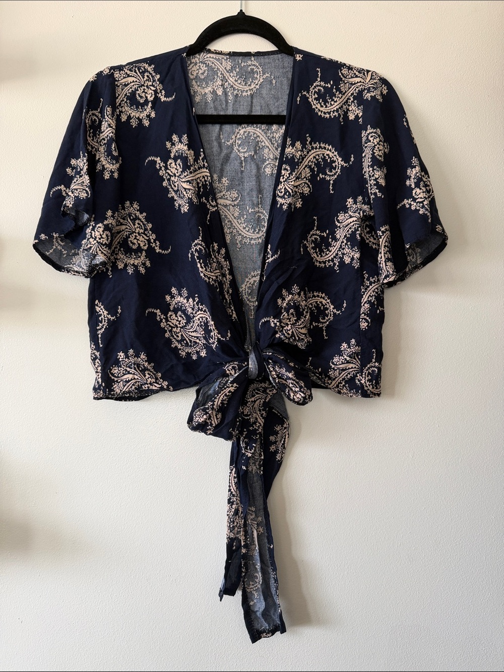 Navy Paisley Tie-Front Boho Kimono Crop Top|S/M|EUC